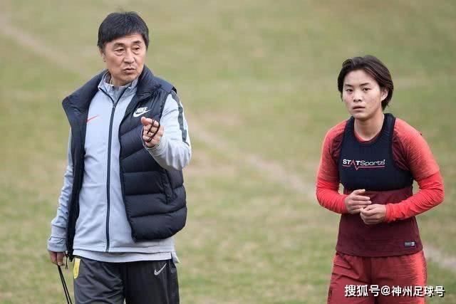8强全名单今晚出炉！快来看海南“村VA”强强对决直播回放